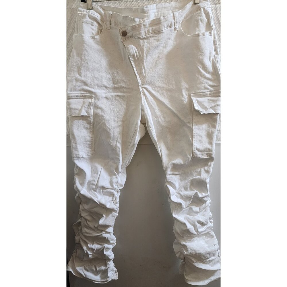 SHEIN CURVE WHITE CRISS-CROSS-ZIPPER-FLY RUCHED STRETCH CARGO DENIM